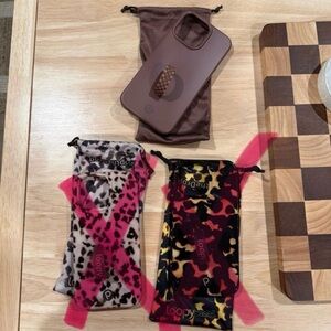 Loopy Phone Case Bundle with Pouches